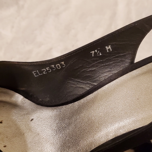 Stuart Weitzman evening sandals with stone accents - Picture 4 of 7